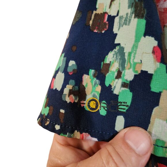 Carhartt Womens Floral Print V-Neck Scrub Top W/ Pockets Navy/Multicolor Size XL - Picture 3 of 4